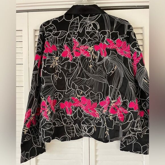EUC Chico’s Embroidered Jacket Size Large - Picture 2 of 9